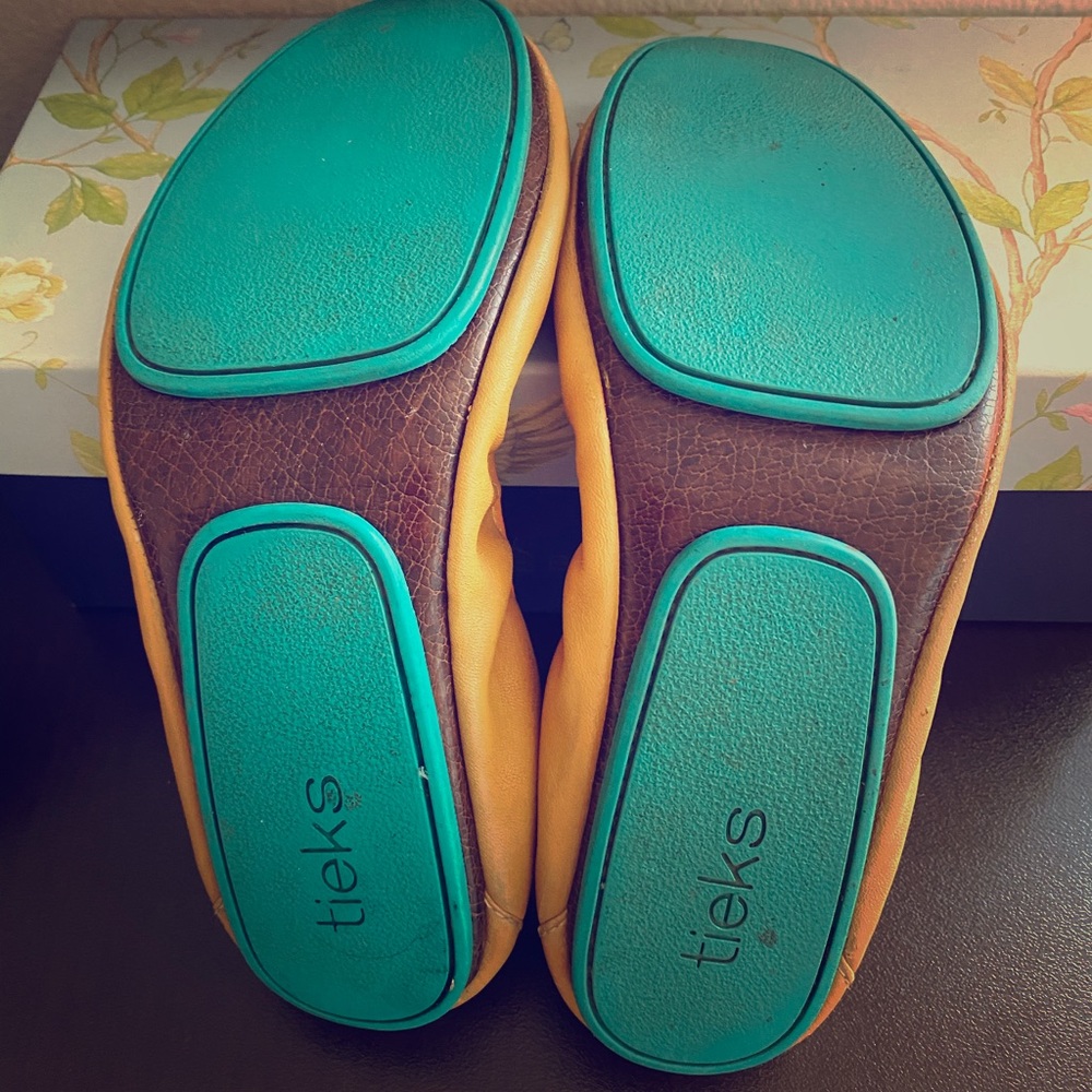 Camel Tieks Size 8